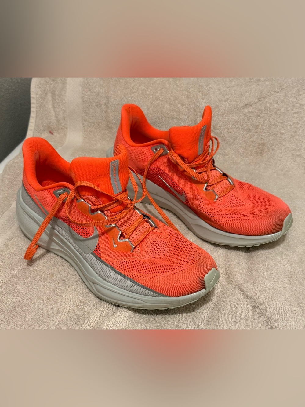 Nike Air Zoom Pegasus 41 Premium Hyper Crimson Top Running HQ2938-800 size 11.5
